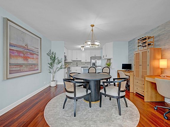 5th image of 1440 N Lake Shore Dr APT 35M
