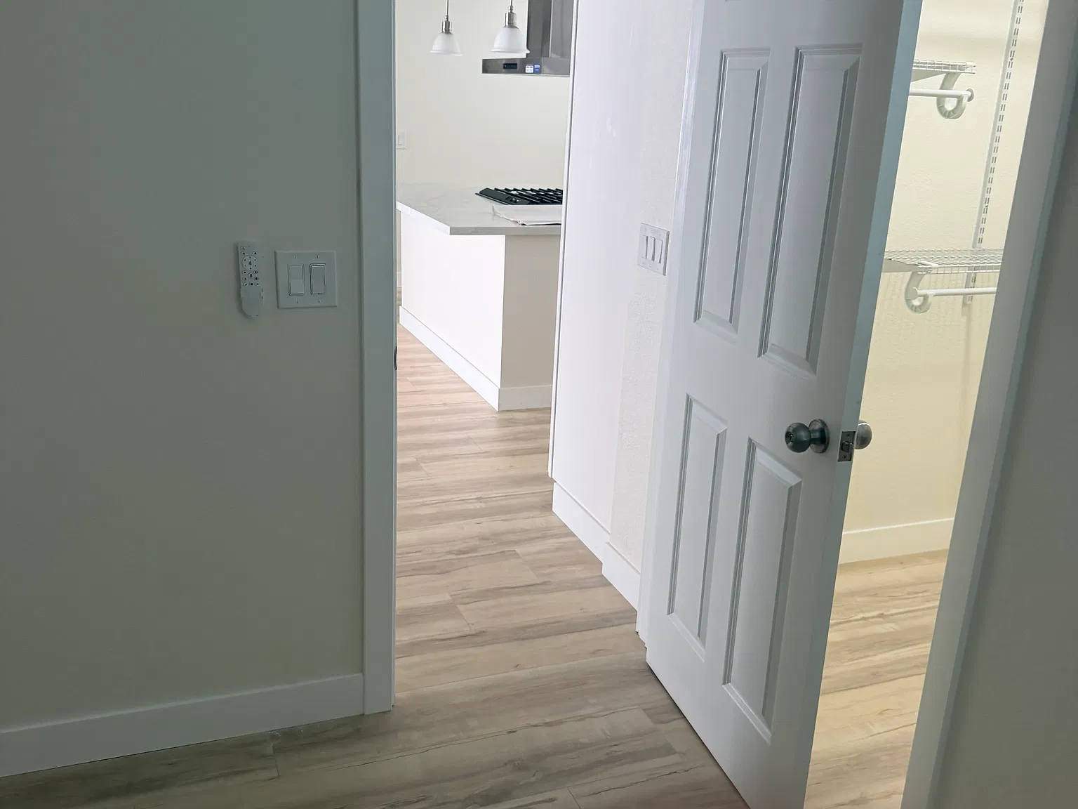 2 bed, 1097 sqft, $5,000 — Photo 2