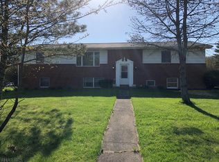 125 Shaffer Ln, Hollidaysburg, PA 16648