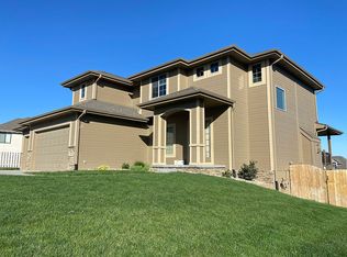 6702 Kara Dr, Papillion, NE 68133