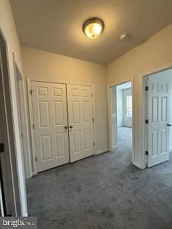 240 Parkland Dr — Photo 13