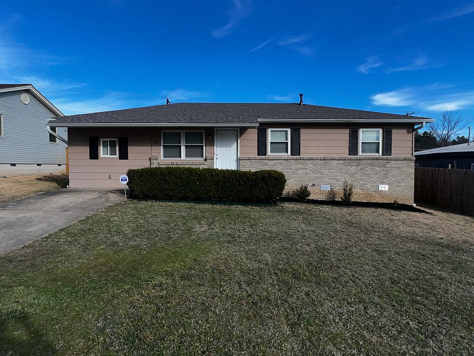 1st image of 16 Oakview Dr