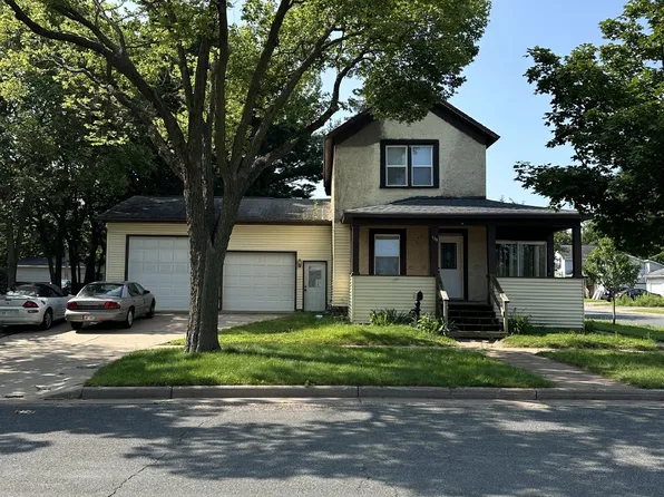 739 Broadway St, Eau Claire, WI 54703