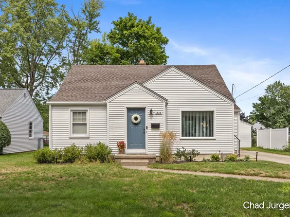 1333 Kelsey St NE, Grand Rapids, MI 49505