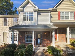 609 Mountainwater Dr, Charlotte, NC 28262