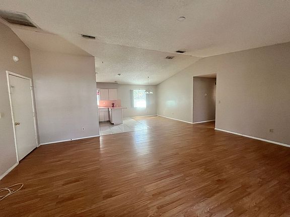 3rd image of 4711 4th St S