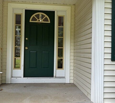 3rd image of 6 Elsie Lane
