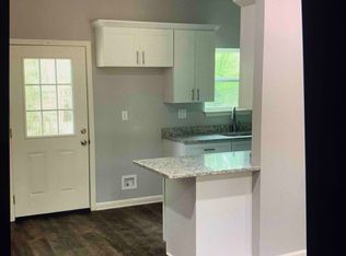 441 Ridge Rd, Sarah, MS 38665