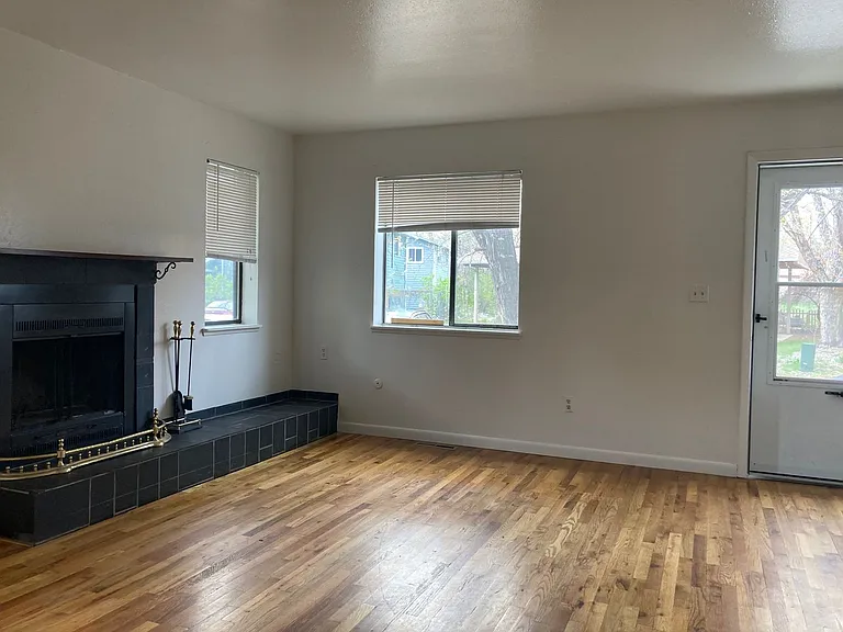 6490-6492 Barnacle Ct — Photo 3