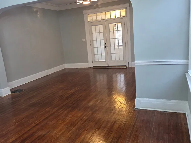 1629 Netherwood Ave — Photo 10