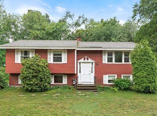 155 Turnpike Rd, Chelmsford, MA 01824