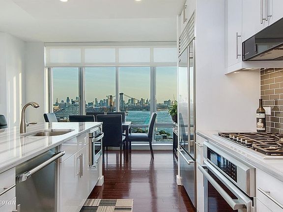 2nd image of 1 Northside Piers APT 20E