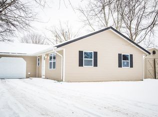 501 Elizabeth St, Kouts, IN 46347