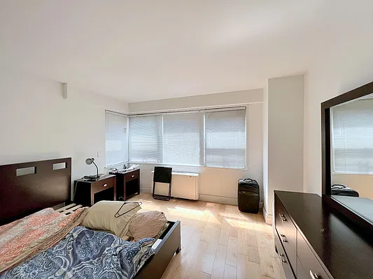 Rented by Corcoran | media 5