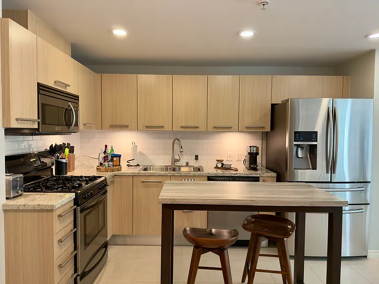 1431 Pacific Hwy — Photo 3