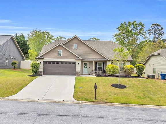2nd image of 113 Windstone Dr