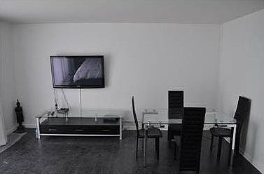 2nd image of 1000 W Av 217 #217