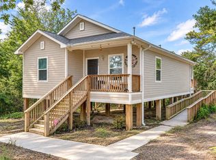 301 Bayou Dr, Channelview, TX 77530