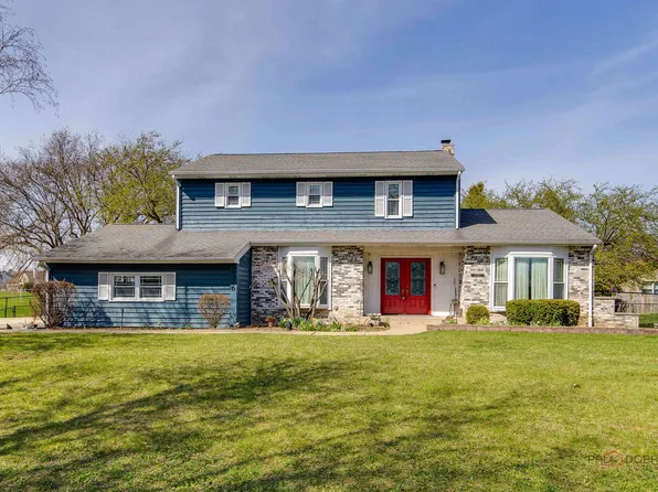 2326 W Weathersfield Way, Schaumburg, IL 60193