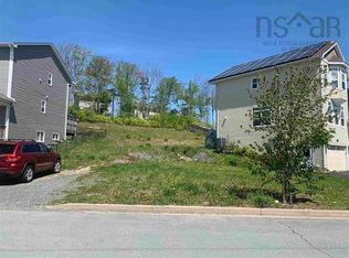 58 Wakefield Ct, Halifax, NS B4E 0H1