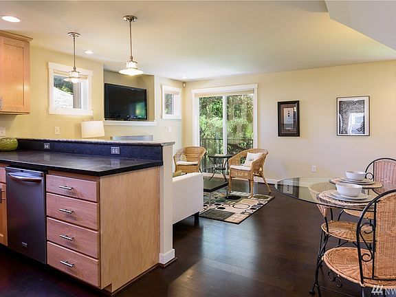 5th image of 12548D 35th Ave NE