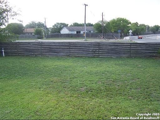 3rd image of 5527 PARK LAKE