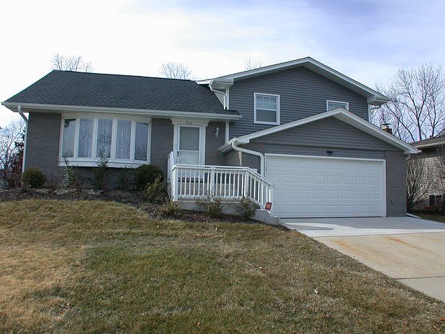 1st image of 303 W Beech Dr