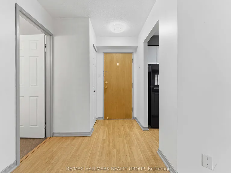 199 Kent St #1602 — Photo 15