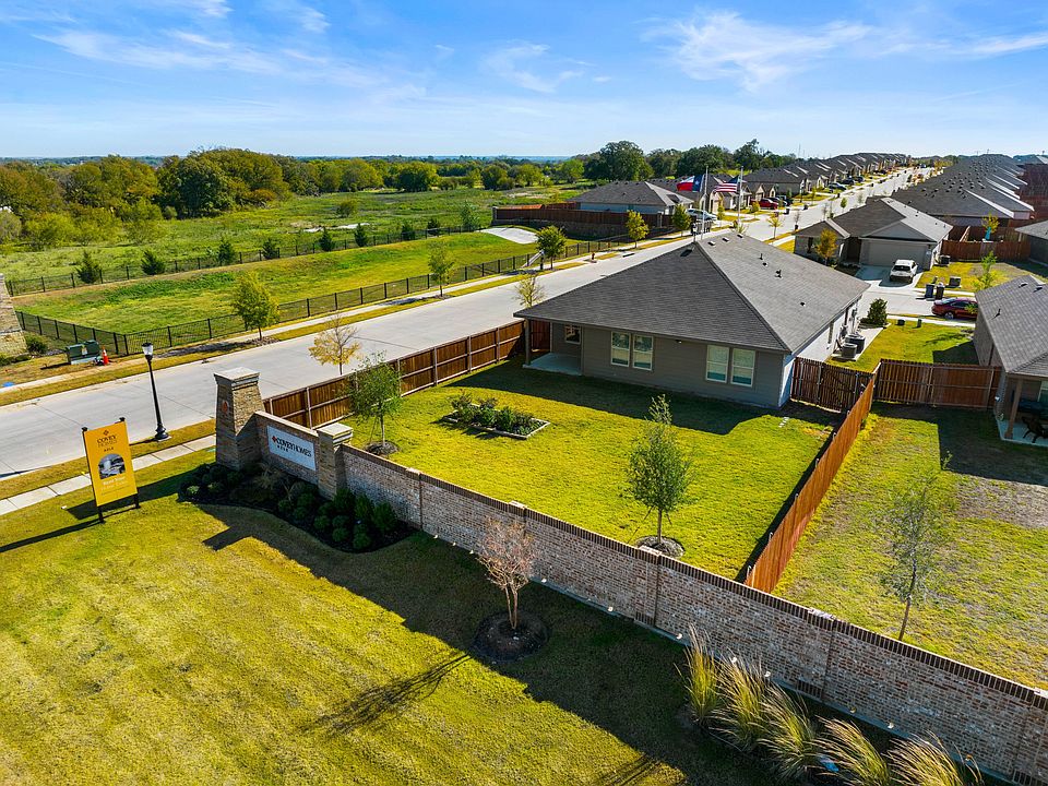 Covey Homes Azle_Exterior-7