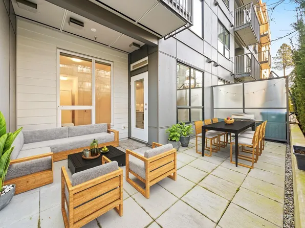 648 Lea Ave #101, Coquitlam, BC V3J 4H4