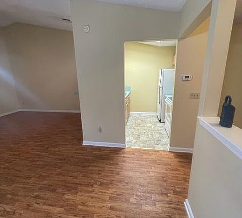 4th image of 3554 RAIN FOREST Drive W