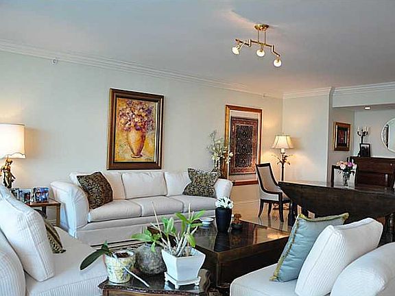 2nd image of 3201 NE 183rd St APT 503