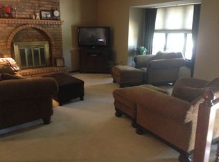 122 Ferncliff St, Lansing, KS 66043