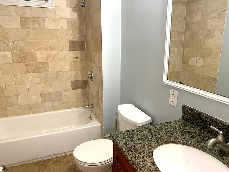 5 Iroquois St #2 — Photo 9