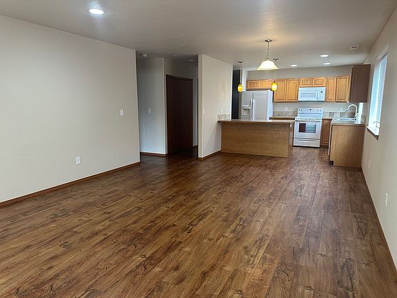 4th image of 71 S 39th Ave #101-114