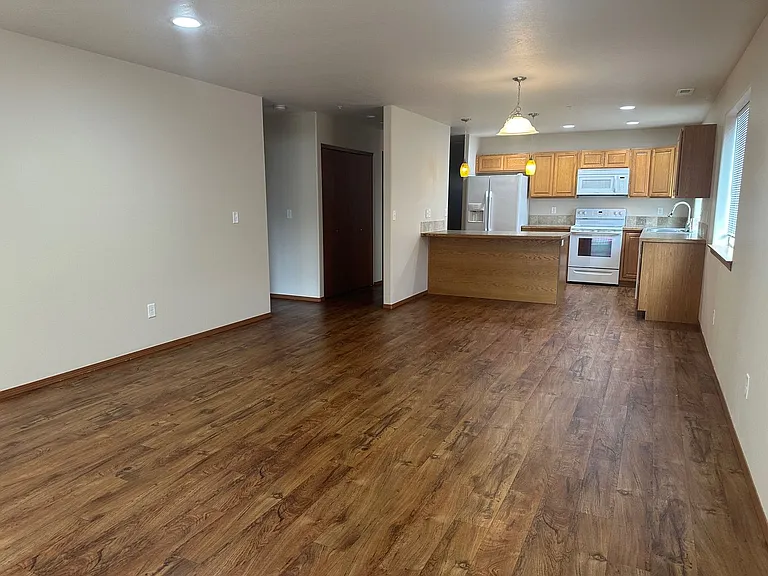 71 S 39th Ave #101-114 — Photo 4