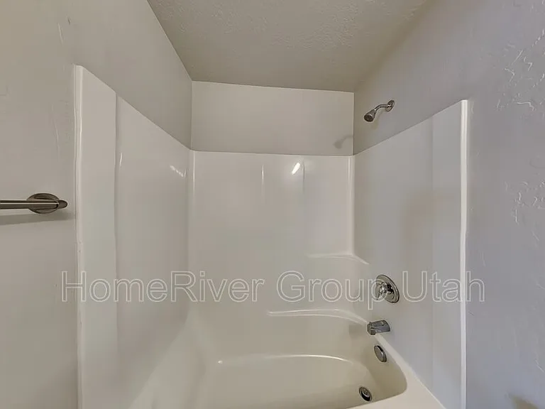 1375 E Rachel Way — Photo 21