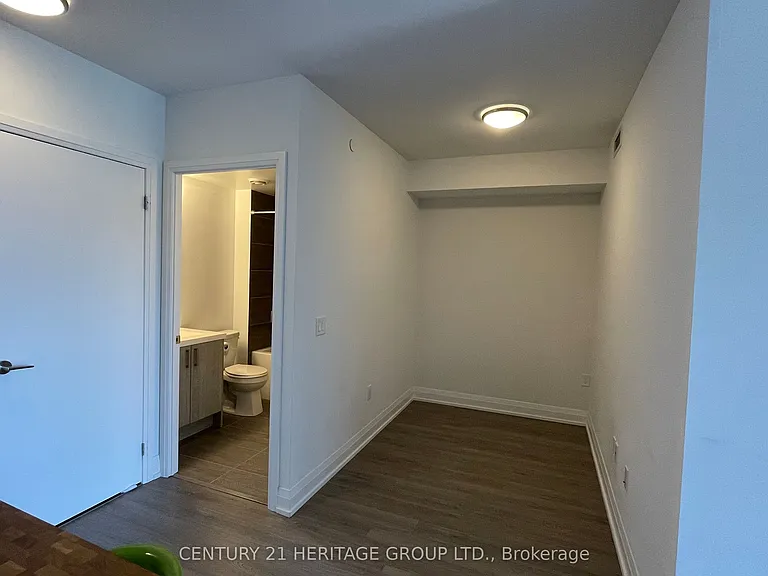 77 Mutual St #1401 — Photo 6