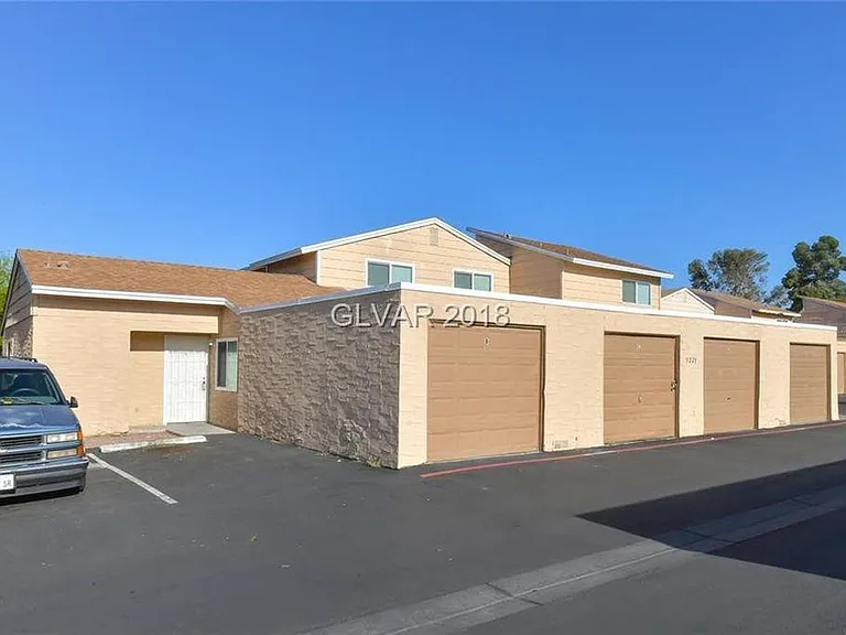 5217 Greene Ln #C — Photo 4