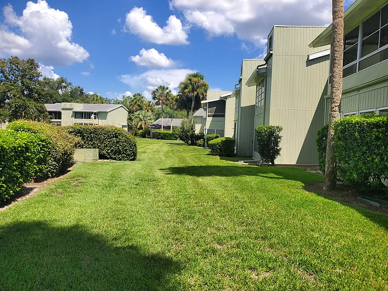 600 Bahia Cir #A — Photo 15