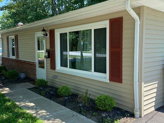 2nd image of 8238 Rushton Dr