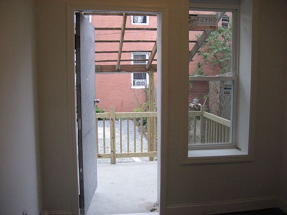 5th image of 3101 Snyder Ave