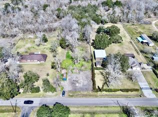 11702 28th St, Santa Fe, TX 77510