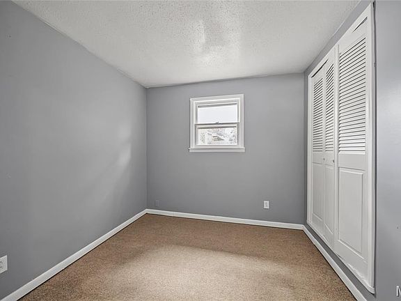 5th image of 401 Fort Wyman Rd