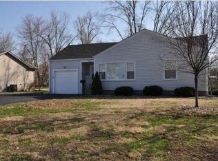 10305 Grafton Hall Rd, Louisville, KY 40272