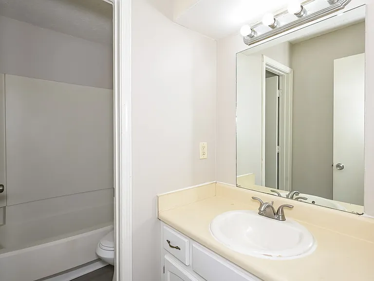 6164 Saint Christophers Ct — Photo 15