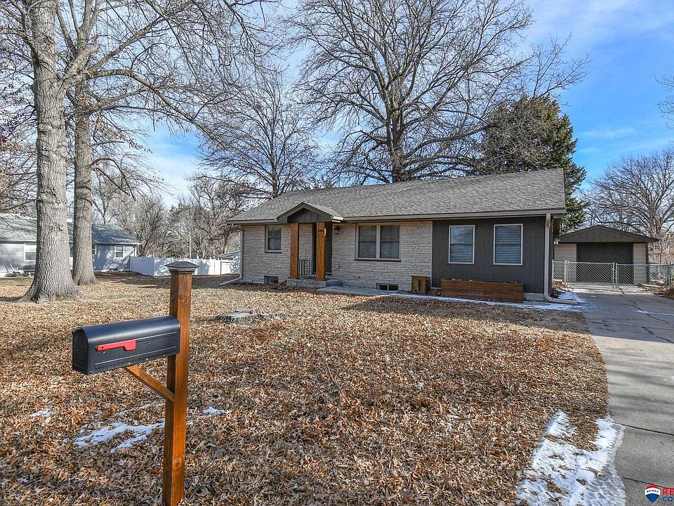 1st image of 1044 N 51st St