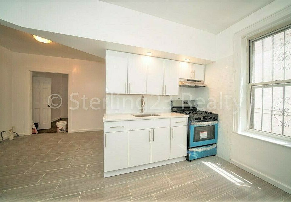 1st image of 18-47 Ditmars Blvd #1B