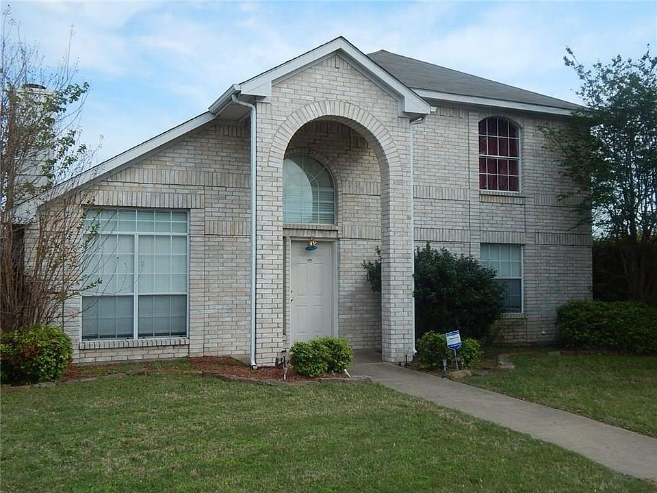 1st image of 12926 Hilltop Dr