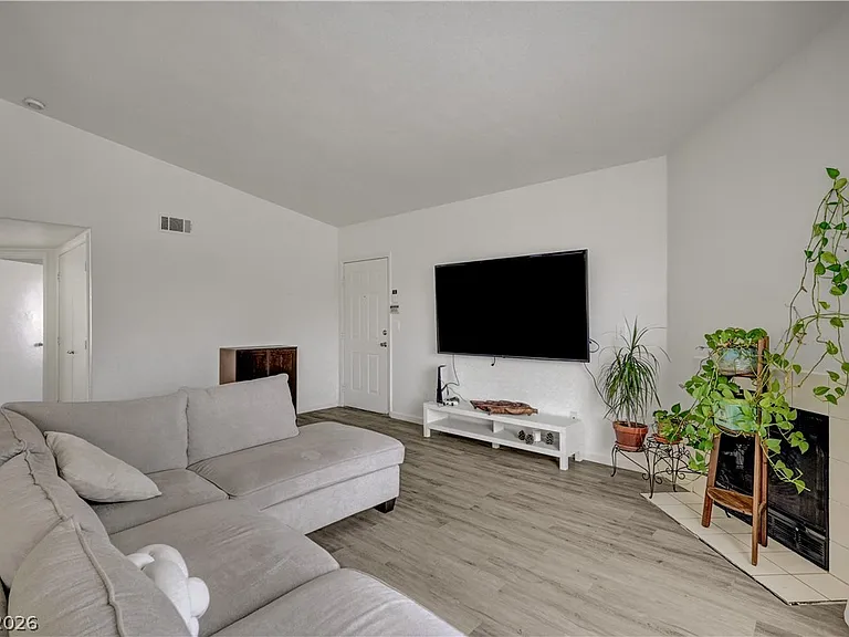 8450 Alta Dr #229 — Photo 6